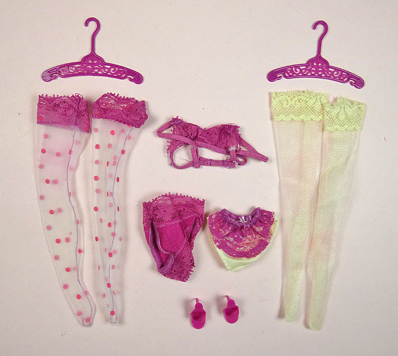 Product Listing - barbie_..